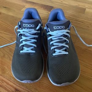 Women’s Topo Phantom 2 size 10
